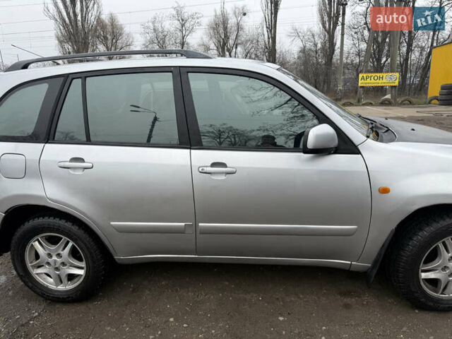 Сірий Чері Тігго, об'ємом двигуна 2.4 л та пробігом 74 тис. км за 3000 $, фото 3 на Automoto.ua