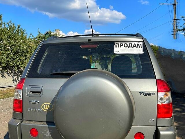 Серый Чери Тигго, объемом двигателя 2 л и пробегом 141 тыс. км за 4000 $, фото 4 на Automoto.ua