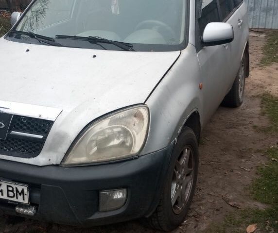 Серый Чери Тигго, объемом двигателя 2 л и пробегом 320 тыс. км за 1550 $, фото 1 на Automoto.ua