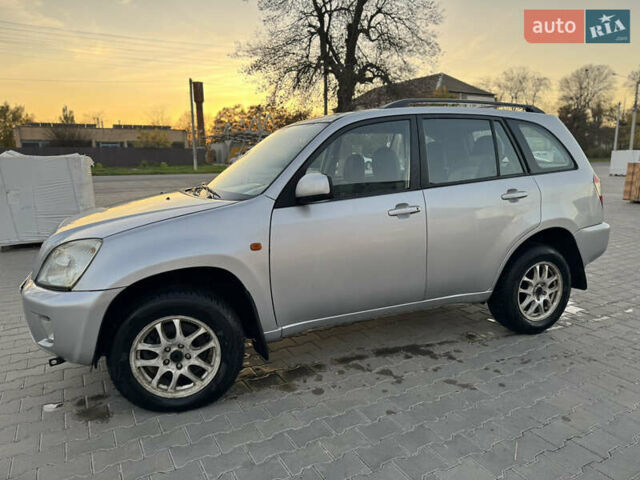 Сірий Чері Тігго, об'ємом двигуна 2.4 л та пробігом 111 тис. км за 4200 $, фото 2 на Automoto.ua