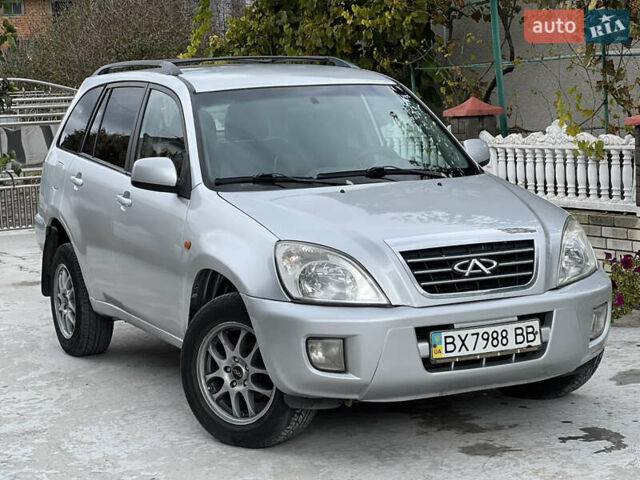 Сірий Чері Тігго, об'ємом двигуна 2.35 л та пробігом 195 тис. км за 2999 $, фото 2 на Automoto.ua