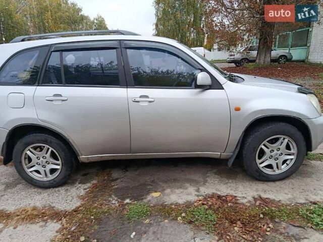 Серый Чери Тигго, объемом двигателя 2 л и пробегом 272 тыс. км за 3500 $, фото 2 на Automoto.ua