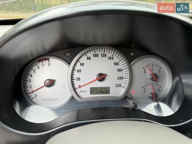 Сірий Чері Тігго, об'ємом двигуна 2.4 л та пробігом 174 тис. км за 3400 $, фото 10 на Automoto.ua