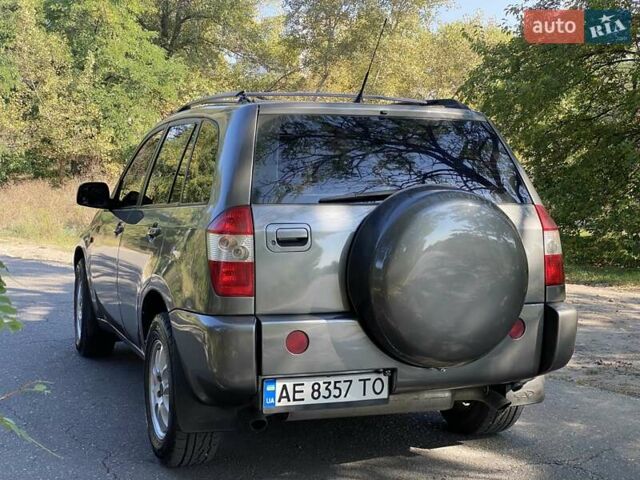 Серый Чери Тигго, объемом двигателя 2.35 л и пробегом 235 тыс. км за 5800 $, фото 6 на Automoto.ua