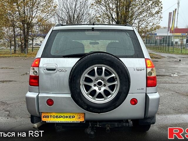 Серый Чери Тигго, объемом двигателя 2.4 л и пробегом 189 тыс. км за 4300 $, фото 7 на Automoto.ua