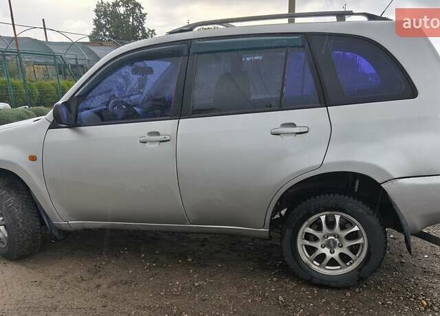 Сірий Чері Тігго, об'ємом двигуна 2.35 л та пробігом 100 тис. км за 5000 $, фото 1 на Automoto.ua