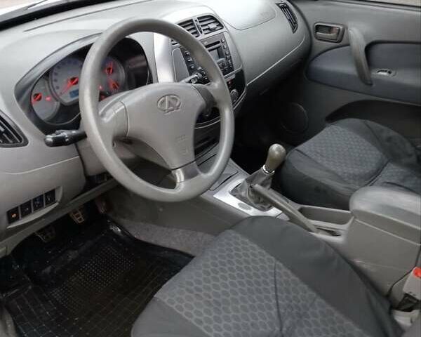 Сірий Чері Тігго, об'ємом двигуна 2 л та пробігом 108 тис. км за 4000 $, фото 4 на Automoto.ua