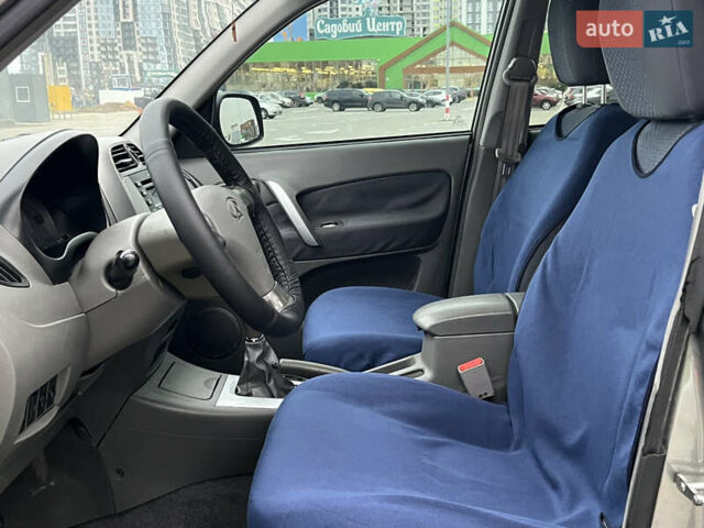 Серый Чери Тигго, объемом двигателя 2.4 л и пробегом 70 тыс. км за 4999 $, фото 23 на Automoto.ua