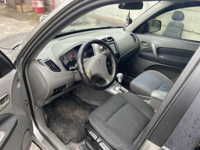 Чері Тігго 2008 у Житомирі на Automoto.ua Сірий Чері Тігго, об'ємом двигуна 2.4 л та пробігом 250 тис. км за 1800 $, фото 3 на Automoto.ua