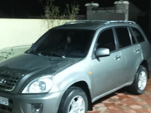 Серый Чери Тигго, объемом двигателя 2 л и пробегом 150 тыс. км за 1500 $, фото 4 на Automoto.ua