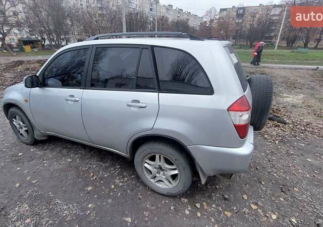 Серый Чери Тигго, объемом двигателя 2.02 л и пробегом 203 тыс. км за 3000 $, фото 1 на Automoto.ua