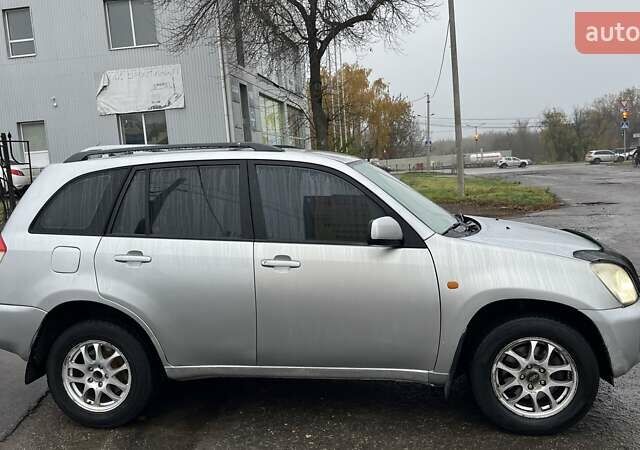 Серый Чери Тигго, объемом двигателя 2.35 л и пробегом 189 тыс. км за 4300 $, фото 3 на Automoto.ua