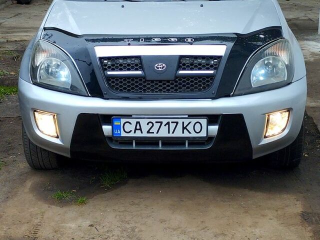 Сірий Чері Тігго, об'ємом двигуна 2 л та пробігом 245 тис. км за 3500 $, фото 2 на Automoto.ua