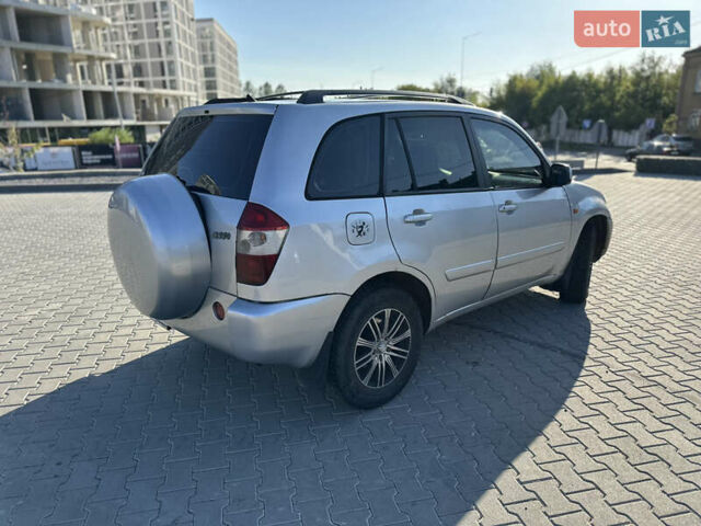 Сірий Чері Тігго, об'ємом двигуна 2.4 л та пробігом 316 тис. км за 3900 $, фото 2 на Automoto.ua