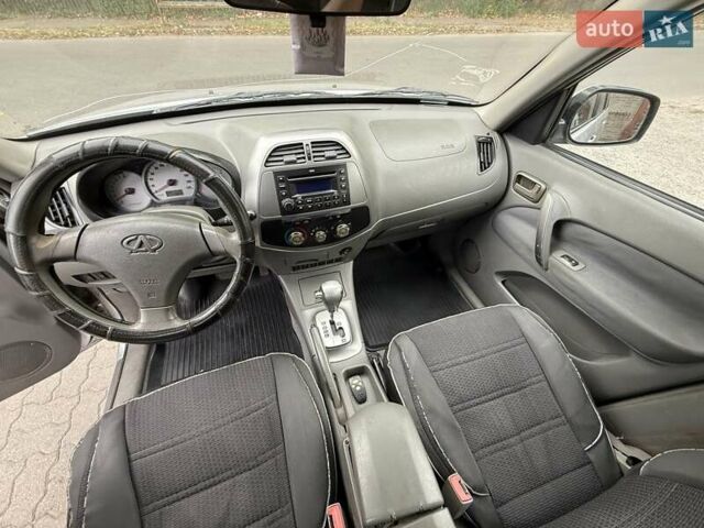 Сірий Чері Тігго, об'ємом двигуна 2.4 л та пробігом 174 тис. км за 3400 $, фото 9 на Automoto.ua