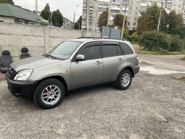 Чері Тігго 2008 у Житомирі на Automoto.ua Сірий Чері Тігго, об'ємом двигуна 2.4 л та пробігом 250 тис. км за 1800 $, фото 1 на Automoto.ua