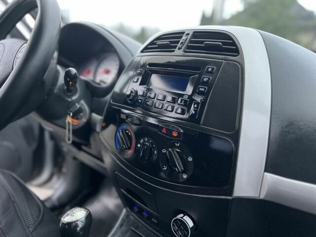 Серый Чери Тигго, объемом двигателя 1.8 л и пробегом 310 тыс. км за 2800 $, фото 13 на Automoto.ua