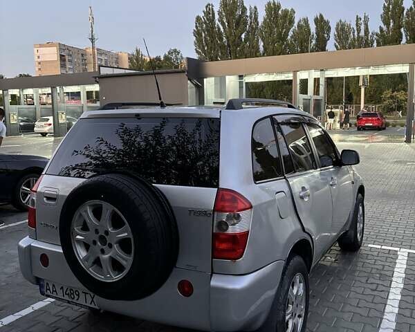 Сірий Чері Тігго, об'ємом двигуна 1.6 л та пробігом 226 тис. км за 2999 $, фото 2 на Automoto.ua