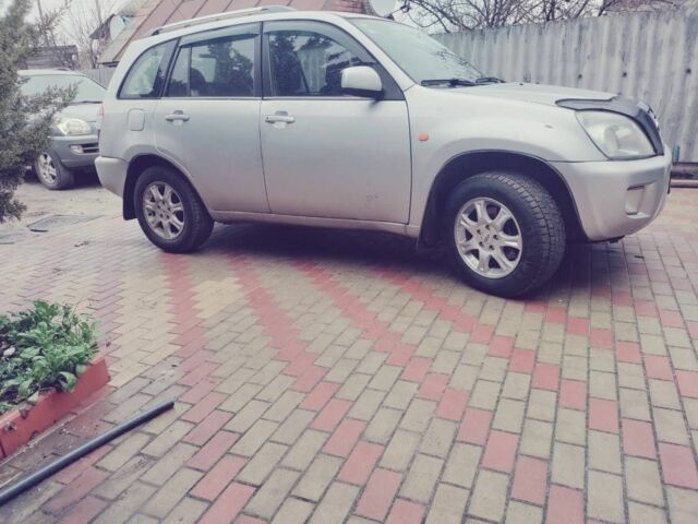 Серый Чери Тигго, объемом двигателя 1.6 л и пробегом 211 тыс. км за 4900 $, фото 2 на Automoto.ua