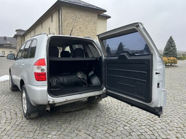 Серый Чери Тигго, объемом двигателя 1.8 л и пробегом 310 тыс. км за 2800 $, фото 8 на Automoto.ua