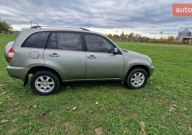 Чері Тігго 2011 у Вознесенске на Automoto.ua Сірий Чері Тігго, об'ємом двигуна 1.85 л та пробігом 144 тис. км за 4500 $, фото 2 на Automoto.ua
