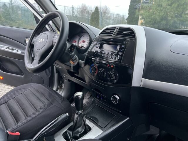 Серый Чери Тигго, объемом двигателя 1.8 л и пробегом 310 тыс. км за 2800 $, фото 12 на Automoto.ua