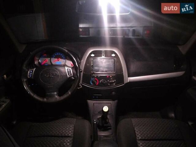 Сірий Чері Тігго, об'ємом двигуна 1.85 л та пробігом 185 тис. км за 4950 $, фото 43 на Automoto.ua