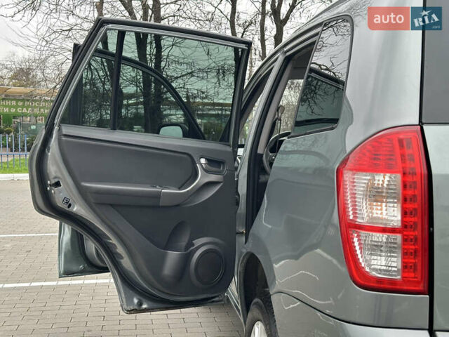 Сірий Чері Тігго, об'ємом двигуна 1.85 л та пробігом 130 тис. км за 5999 $, фото 24 на Automoto.ua