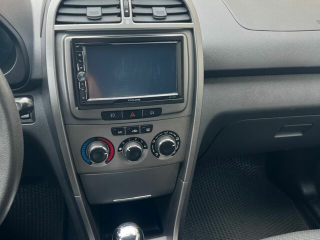 Чері Тігго 2014 у Дніпро (Дніпропетровську) на Automoto.ua Сірий Чері Тігго, об'ємом двигуна 1.8 л та пробігом 90 тис. км за 5800 $, фото 8 на Automoto.ua