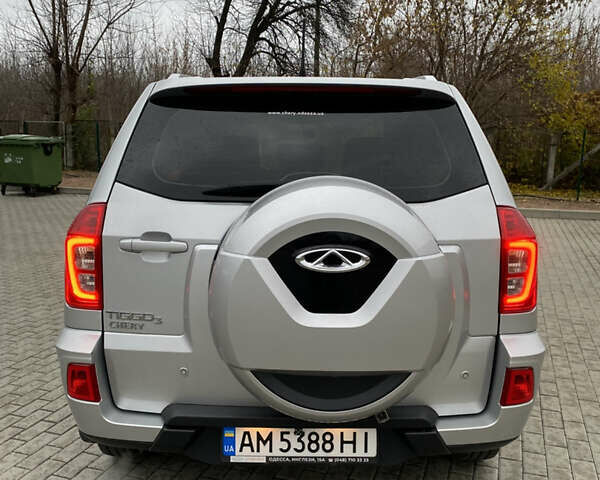 Серый Чери Тигго, объемом двигателя 1.6 л и пробегом 150 тыс. км за 6200 $, фото 3 на Automoto.ua