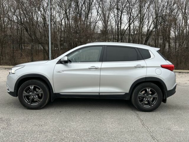 Серый Чери Тигго, объемом двигателя 1.5 л и пробегом 100 тыс. км за 10900 $, фото 2 на Automoto.ua