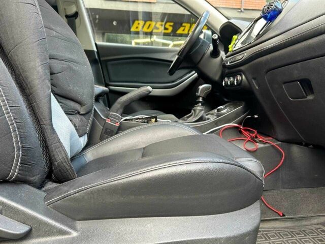 Сірий Чері Тігго, об'ємом двигуна 1.5 л та пробігом 100 тис. км за 10800 $, фото 19 на Automoto.ua