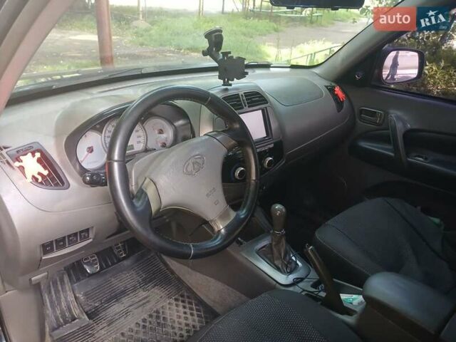 Синий Чери Тигго, объемом двигателя 2 л и пробегом 206 тыс. км за 3650 $, фото 5 на Automoto.ua