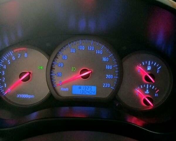Синий Чери Тигго, объемом двигателя 2.4 л и пробегом 130 тыс. км за 4500 $, фото 6 на Automoto.ua