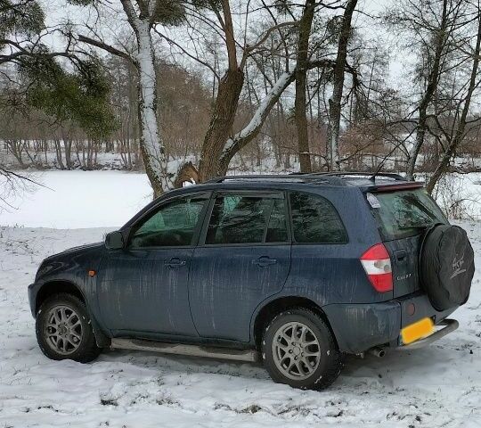 Синий Чери Тигго, объемом двигателя 2.4 л и пробегом 190 тыс. км за 3500 $, фото 1 на Automoto.ua