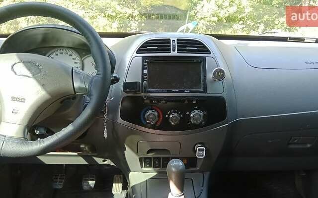 Чери Тигго 2008 в Гадяче на Automoto.ua Синий Чери Тигго, объемом двигателя 2 л и пробегом 171 тыс. км за 4000 $, фото 20 на Automoto.ua