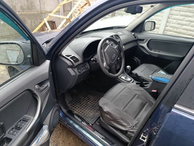 Синий Чери Тигго, объемом двигателя 1.8 л и пробегом 150 тыс. км за 4000 $, фото 4 на Automoto.ua