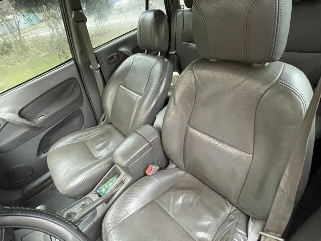 Зеленый Чери Тигго, объемом двигателя 2.4 л и пробегом 261 тыс. км за 3000 $, фото 9 на Automoto.ua