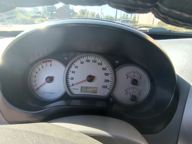 Зеленый Чери Тигго, объемом двигателя 2.4 л и пробегом 235 тыс. км за 3200 $, фото 11 на Automoto.ua