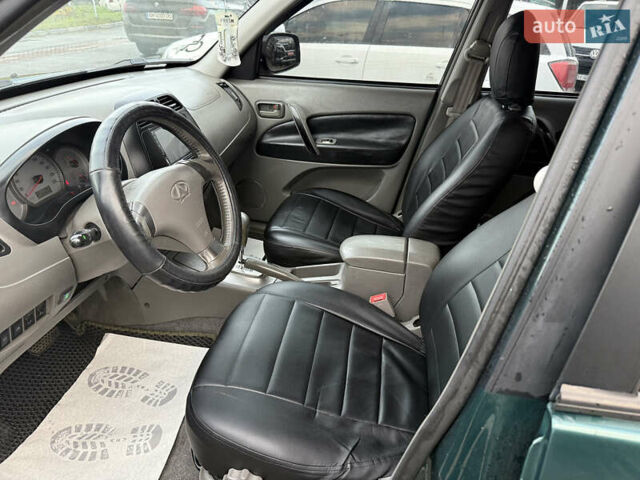 Зелений Чері Тігго, об'ємом двигуна 2.35 л та пробігом 233 тис. км за 3999 $, фото 8 на Automoto.ua