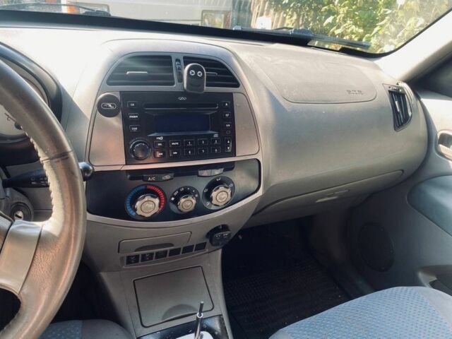 Зеленый Чери Тигго, объемом двигателя 2.4 л и пробегом 147 тыс. км за 4000 $, фото 3 на Automoto.ua