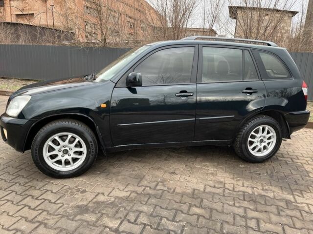 Зеленый Чери Тигго, объемом двигателя 2.4 л и пробегом 152 тыс. км за 4300 $, фото 3 на Automoto.ua