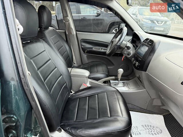 Зелений Чері Тігго, об'ємом двигуна 2.35 л та пробігом 233 тис. км за 3999 $, фото 9 на Automoto.ua