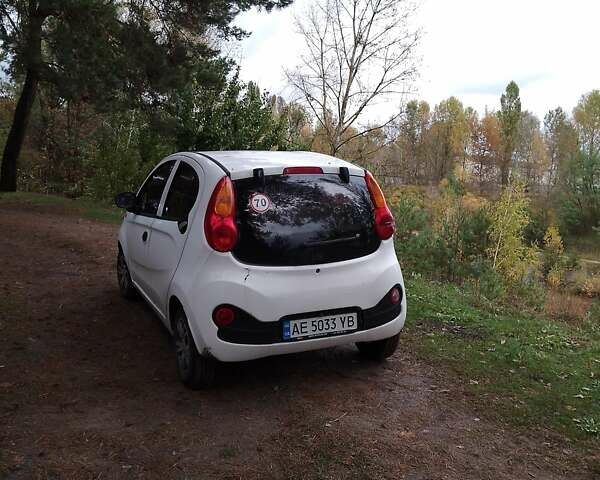 Белый Чери eQ, объемом двигателя 0 л и пробегом 71 тыс. км за 4300 $, фото 10 на Automoto.ua