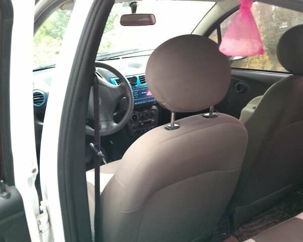 Белый Чери eQ, объемом двигателя 0 л и пробегом 71 тыс. км за 4300 $, фото 3 на Automoto.ua