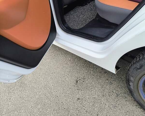Белый Чери eQ, объемом двигателя 0 л и пробегом 31 тыс. км за 4900 $, фото 4 на Automoto.ua
