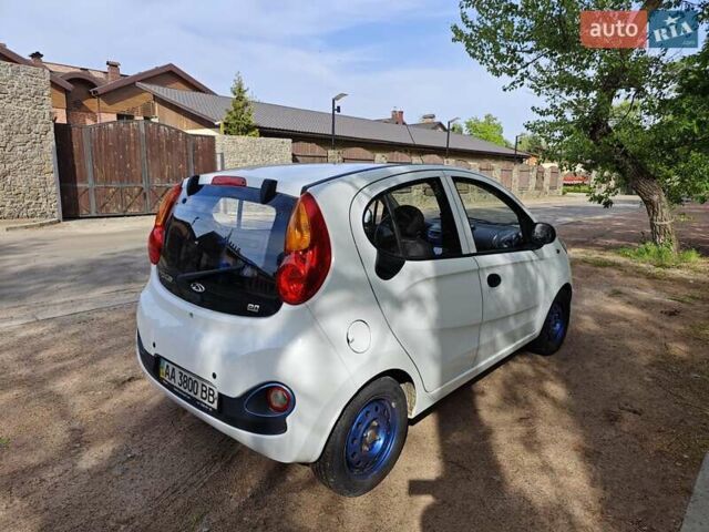 Белый Чери eQ, объемом двигателя 0 л и пробегом 49 тыс. км за 5200 $, фото 3 на Automoto.ua