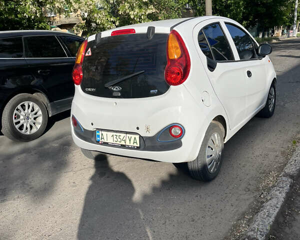 Белый Чери eQ, объемом двигателя 0 л и пробегом 32 тыс. км за 5800 $, фото 5 на Automoto.ua