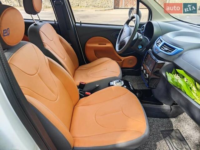 Білий Чері eQ, об'ємом двигуна 0 л та пробігом 49 тис. км за 4600 $, фото 16 на Automoto.ua