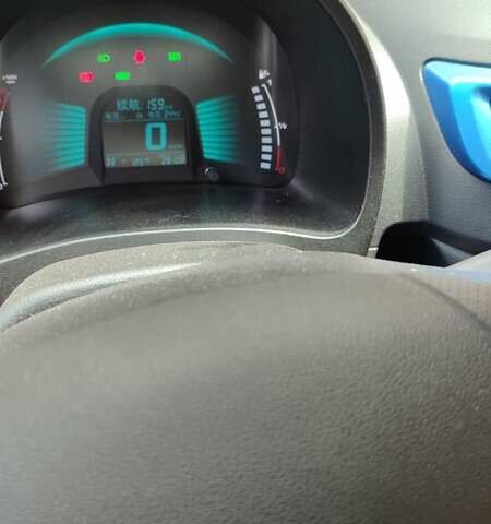 Білий Чері eQ, об'ємом двигуна 0 л та пробігом 28 тис. км за 5000 $, фото 4 на Automoto.ua